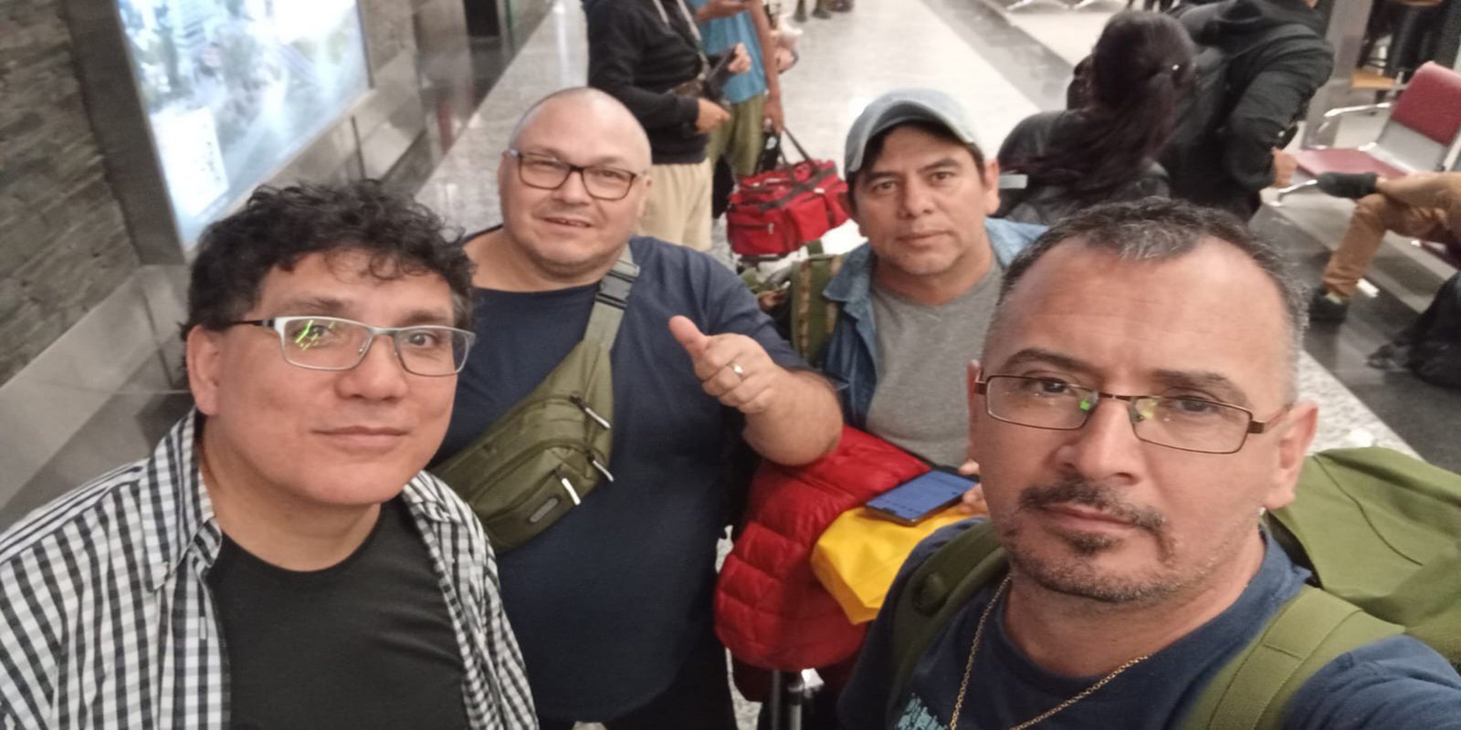 En el aeropuerto de Neuquen - de recreso
